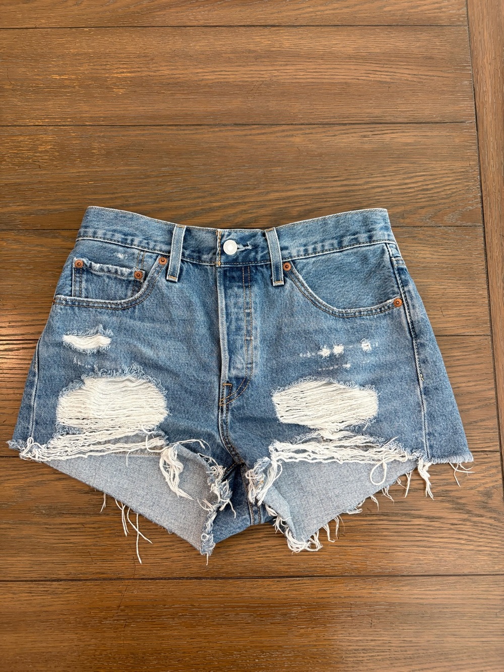 Levi's 501 Women's Shorts Medium Blue Denim Size 28